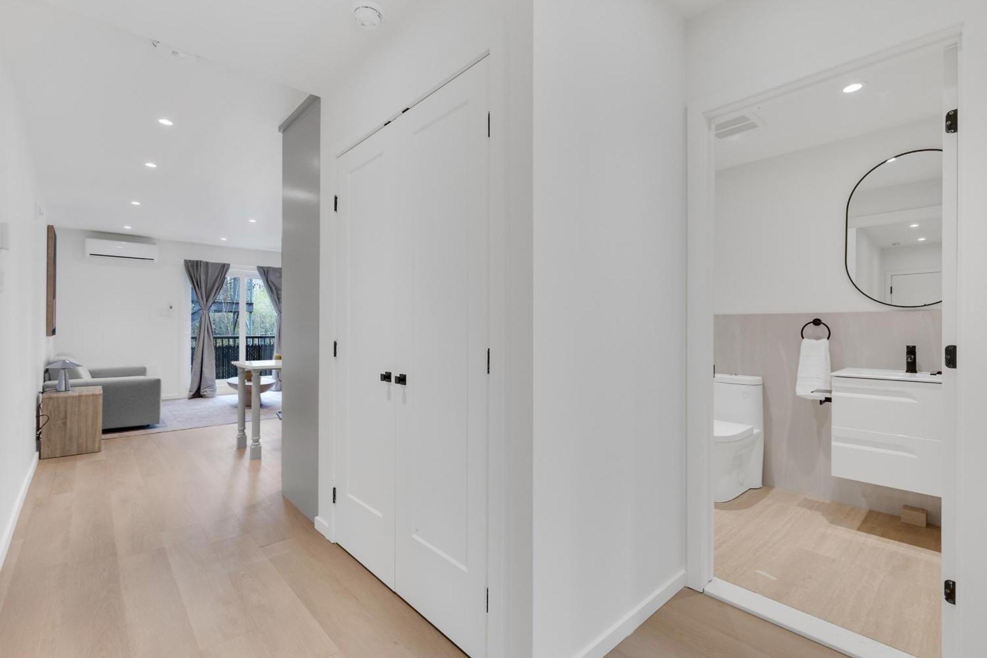Le Victoria Midtown Mtl Apartment *