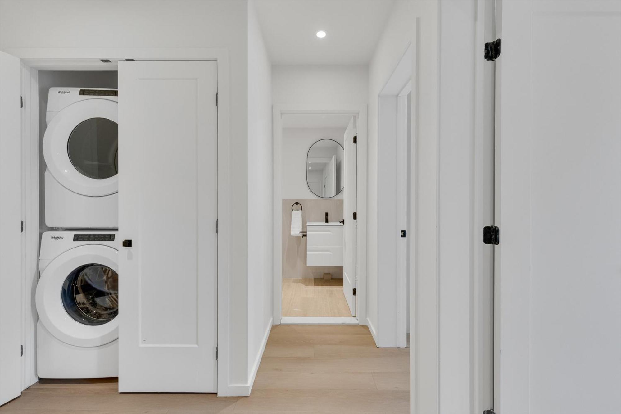 Le Victoria Midtown Mtl Apartment *