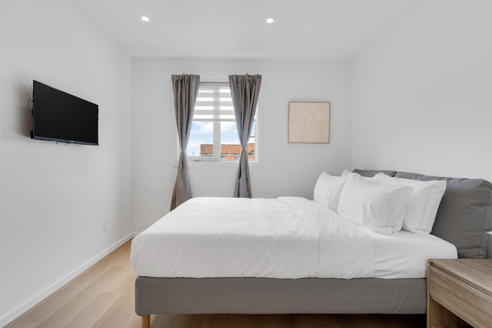 Le Victoria Midtown Mtl *
