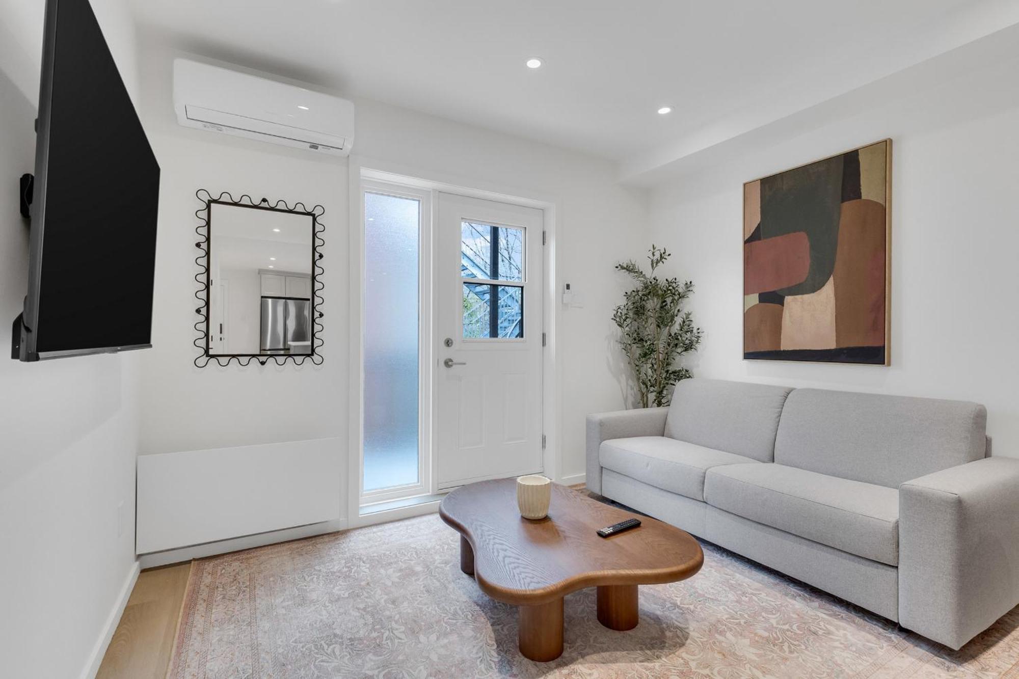 Le Victoria Midtown Mtl Apartment